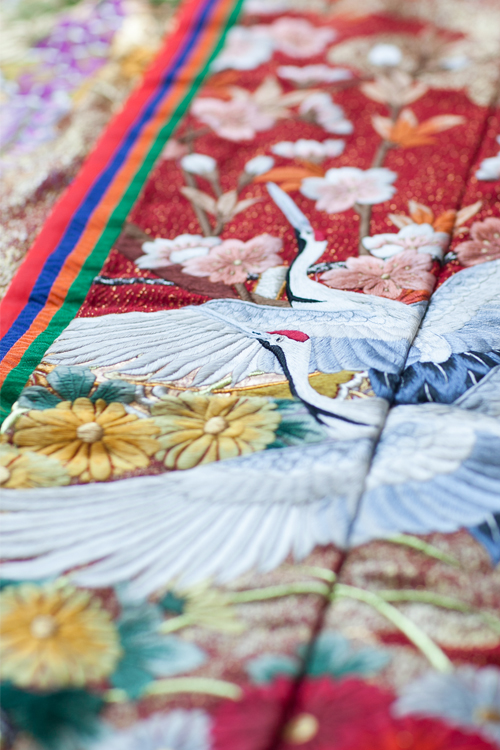 花嫁 正絹 色打掛レンタル 010033 濃赤 ラメ 御所車 重ね