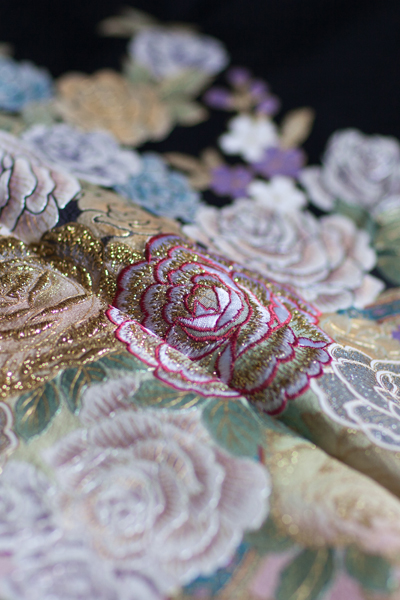 ♦︎豪華絢爛♦︎薔薇柄ピンク♦︎桂　由美♦︎新品♦︎仮絵羽♦︎金彩加工♦︎お仕立てなし♦︎単品♦︎ 正絹 留袖 レンタル 5紋 120080 桂由美 優しい花園・ピンク系バラ