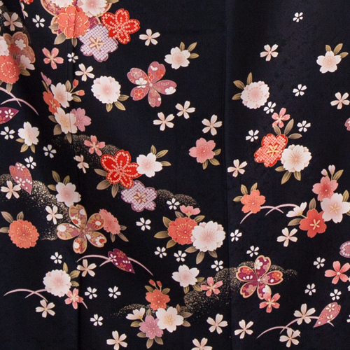 新品　反物　黒 花柄　長襦袢 073-311-6007 JT-013 刺繍の鶴と波文 黒留袖レンタル カークお母様衣裳 by